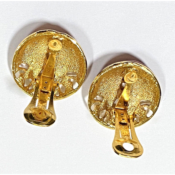Vintage Clip On Earrings Classic 1980s Boss Lady Gold Filigree Pink Enamel Round - Picture 6 of 7